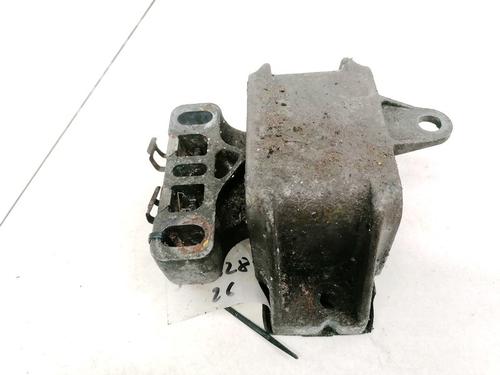 Used Engine mount Engine mount VW GOLF IV (1J1) 1.9 SDI (68 hp) 32889602 32889602