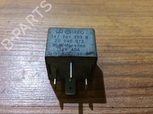 Used Electronic sensor Electronic sensor VW PASSAT B3/B4 Variant (3A5, 35I) 1.6 (72 hp) 33519066 33519066