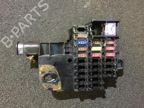 fuse-box-mazda-2-de_-dh_-2007-2008-2009-2010-2011-2012-2013-2014-2015-33483616 main image