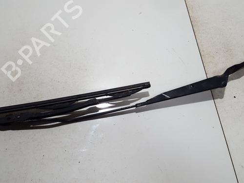 Used Front windshield wiper arm Front windshield wiper arm VW GOLF III (1H1) 1.9 TDI (110 hp) 33515345 33515345