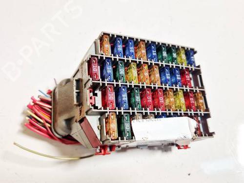 Used Fuse box Fuse box VOLVO S60 I (384) D5 (163 hp) 32574649 32574649