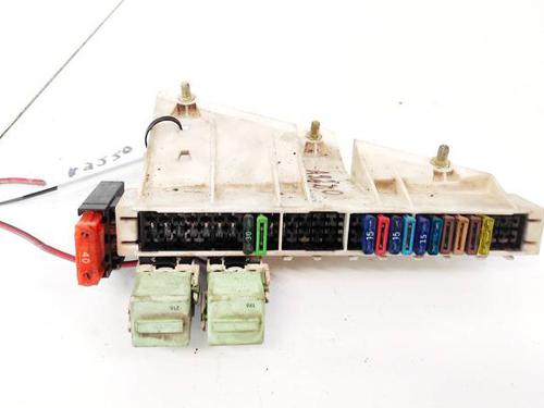 Used Fuse box Fuse box BMW 7 (E38) 725 tds (143 hp) 32947482 32947482