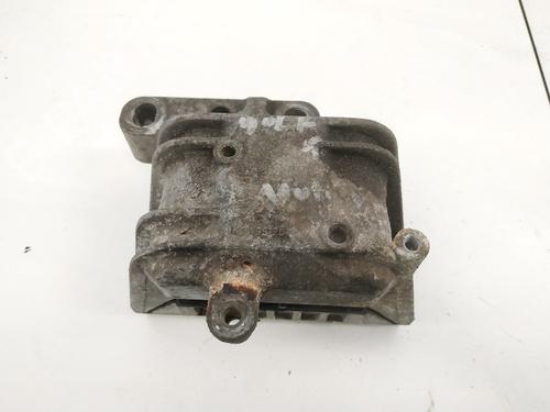Used Engine mount Engine mount VW GOLF V (1K1) 2.0 SDI (75 hp) 32900951 32900951