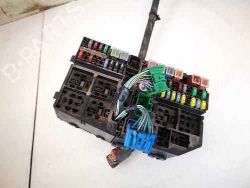 Used Fuse box Fuse box FORD MONDEO III (B5Y) 1.8 16V (110 hp) 32607289 32607289