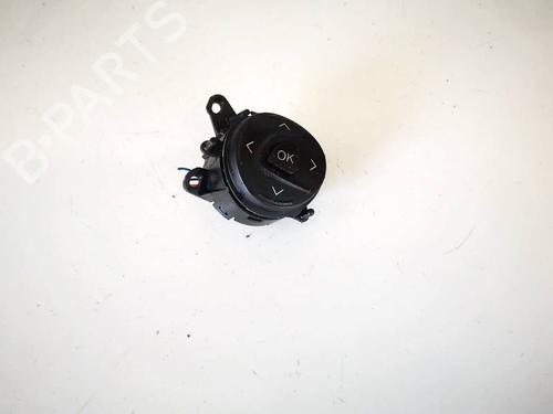 steering-wheel-controls-ford-focus-iii-2010-2011-2012-2013-2014-2015-2016-2017-2018-2019-2020-35218405 main image