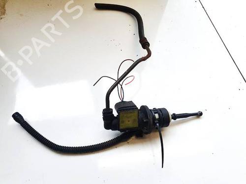 Used Clutch slave cylinder Clutch slave cylinder 34997437 34997437