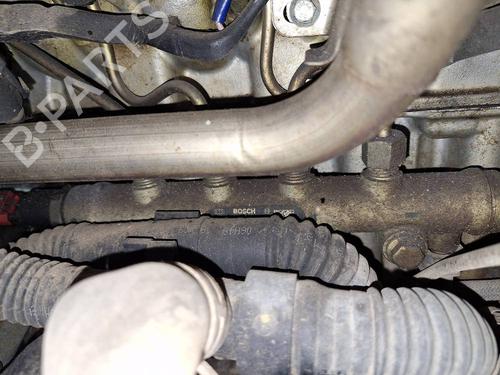 Used Injection rail Injection rail 35107320 35107320