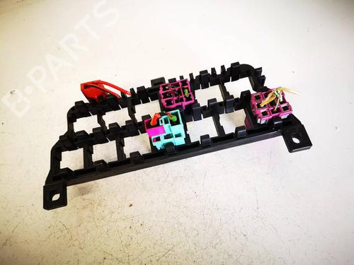 Fuse box VW PASSAT B5.5 (3B3) 1.9 TDI | BP36174080E1 - Image 2