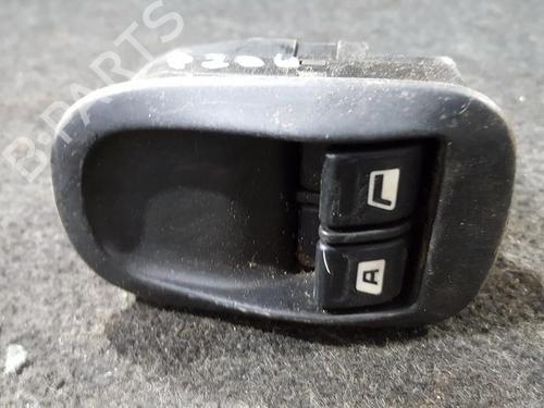 Used Switch Switch PEUGEOT 206 Hatchback (2A/C) 2.0 HDI 90 (90 hp) 33483578 33483578