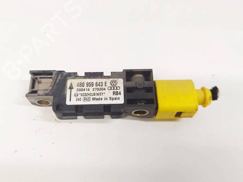 Used Electronic module Electronic module AUDI A3 (8P1) 1.9 TDI (105 hp) 32541517 32541517