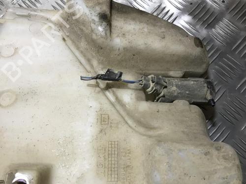 Used Washer pump Washer pump DAIHATSU GRAN MOVE (G3) 1.6 16V (G301) (91 hp) 35669530 35669530