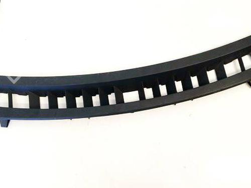 Difusor / Saída de ar Difusor / Saída de ar RENAULT SCÉNIC II (JM0/1_) 1.9 dCi (JM0G, JM12, JM1G, JM2C) (120 hp) 33751456 33751456