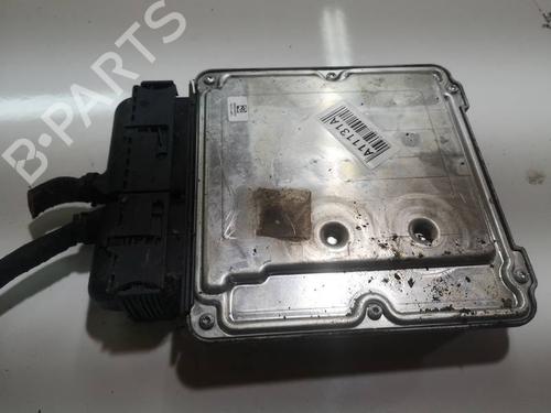 Used Engine control unit (ECU) Engine control unit (ECU) VW GOLF V (1K1) 1.9 TDI (90 hp) 32533578 32533578
