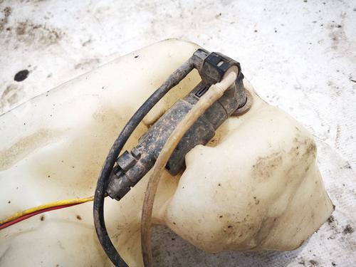 Used Washer pump Washer pump CITROËN XSARA PICASSO (N68) 2.0 HDi (90 hp) 35414860 35414860