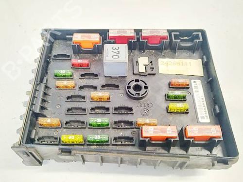 Used Fuse box Fuse box SUBARU LEGACY IV Estate (BP) 2.0 AWD (BP5) (138 hp) 33488195 33488195