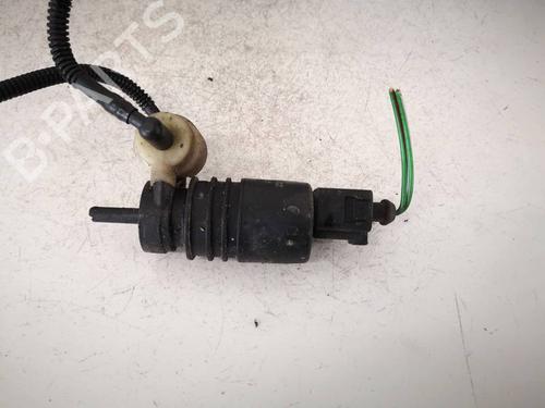 Sprinklervæskepumpe Sprinklervæskepumpe VW BORA I (1J2) 1.9 TDI (130 hp) 39734766 39734766