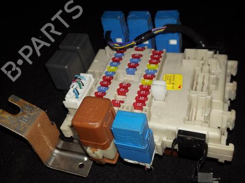 Used Fuse box Fuse box NISSAN PRIMERA Hatchback (P12) 1.8 (115 hp) 33479445 33479445