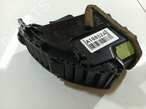 Used Air vent NISSAN NOTE (E11, NE11) 1.5 dCi (86 hp) 32548101