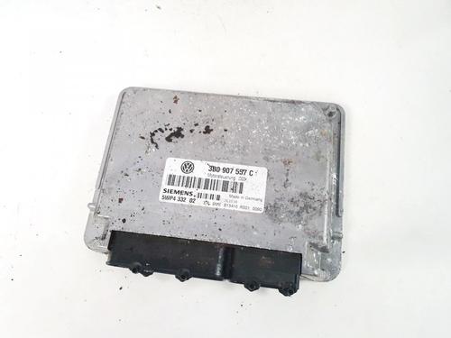 Used Engine control unit (ECU) Engine control unit (ECU) VW PASSAT B5 Variant (3B5) 1.6 (101 hp) 32889618 32889618