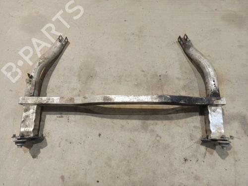 Used Front bumper reinforcement Front bumper reinforcement 39643796 39643796