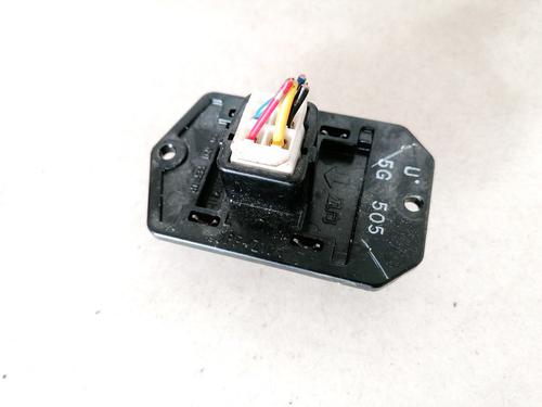 Used Heater resistor Heater resistor SUZUKI SWIFT III (MZ, EZ) 1.3 4x4 (RS 413, ZD11S) (92 hp) 35570996 35570996