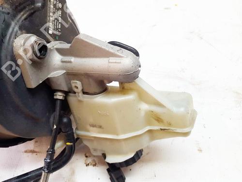 brake-master-cylinder-vw-golf-v-1k1-2003-2004-2005-2006-2007-2008-2009-2010-35858559 main image