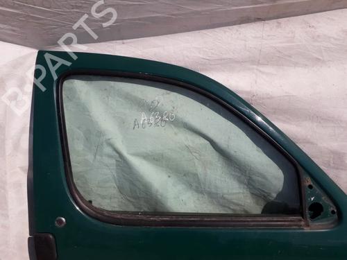 Used Front right door window Front right door window 35601088 35601088
