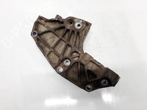 Used Support RENAULT LAGUNA III (BT0/1) 2.0 dCi (BT07, BT0J, BT14, BT1A, BT1S) (131 hp) 32619722