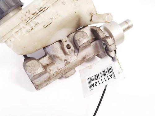 Used Brake master cylinder Brake master cylinder TOYOTA YARIS (_P1_) 1.3 (SCP12_, SCP13_, SCP12R, SCP13R) (87 hp) 34778229 34778229