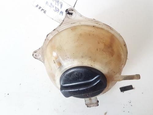 Used Expansion tank Expansion tank VW PASSAT B3/B4 Variant (3A5, 35I) 1.9 D (68 hp) 35869914 35869914