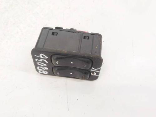 Used Switch Switch OPEL MERIVA A MPV (X03) 1.7 CDTI (E75) (100 hp) 32956089 32956089