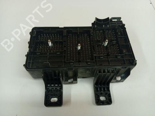Fuse box HYUNDAI SONATA IV (EF) 2.0 CRDi Dynamic | BP34203738E1 - Image 2