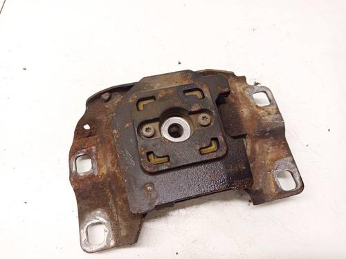 Used Engine mount Engine mount FORD FOCUS II (DA_, HCP, DP) 1.6 TDCi (109 hp) 32972158 32972158
