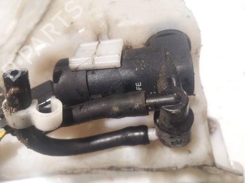 washer-pump-volvo-v50-545-2003-2004-2005-2006-2007-2008-2009-2010-2011-2012-34794908 main image