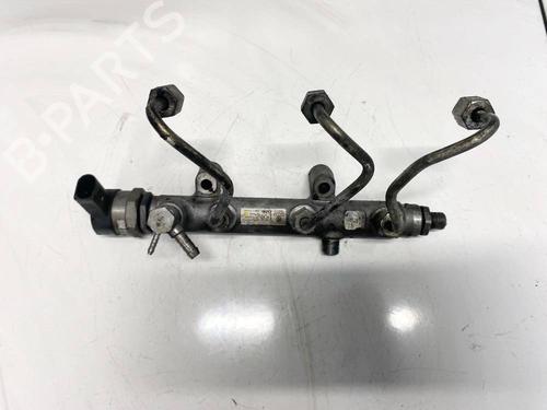 Used Injection rail Injection rail 35005028 35005028