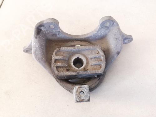 Used Engine mount Engine mount FIAT PUNTO (188_) 1.2 60 (188.030, .050, .130, .150, .230, .250) (60 hp) 32899979 32899979