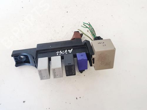 fuse-box-toyota-avensis-_t25_-2003-2004-2005-2006-2007-2008-32881052 main image