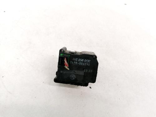 Used Electronic module Electronic module VW PHAETON (3D1, 3D2, 3D3, 3D4, 3D6, 3D7, 3D8, 3D9) 3.2 V6 (241 hp) 32875247 32875247