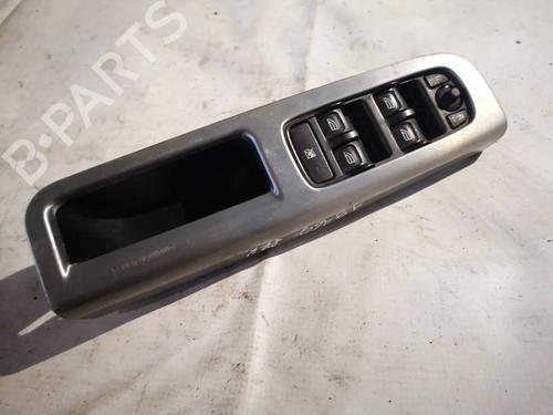 Used Switch Switch VOLVO V50 (545) 2.0 D (136 hp) 32943624 32943624