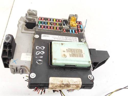 Used Fuse box Fuse box JEEP CHEROKEE (KJ) 2.5 CRD 4x4 (143 hp) 32933307 32933307