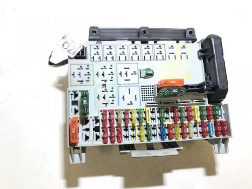 Used Fuse box Fuse box OPEL VECTRA B (J96) 2.0 i 16V (F19) (136 hp) 33515793 33515793