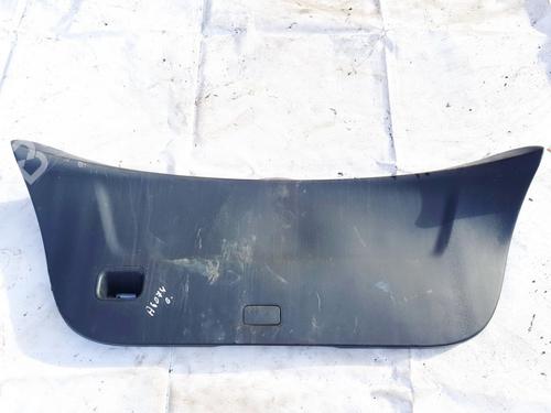 Used Boot lining Boot lining TOYOTA YARIS (_P9_) 1.33 VVT-i (NSP90_, NSP90R) (99 hp) 35640600 35640600