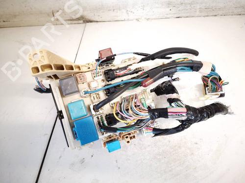 Used Fuse box TOYOTA YARIS (_P9_) 1.0 VVT-i (KSP90_, KSP90R) (69 hp) 32602586