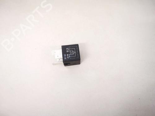 Electronic sensor VW CRAFTER 30-35 Bus (2E_) 2.5 TDI | BP32882838M84 - Image 3