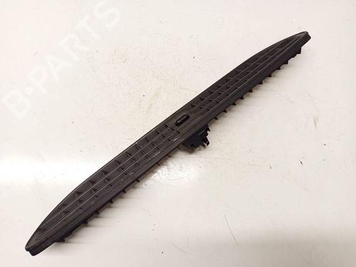 air-vent-audi-a6-c5-4b2-4b4-1997-1998-1999-2000-2001-2002-2003-2004-2005-32969662 main image