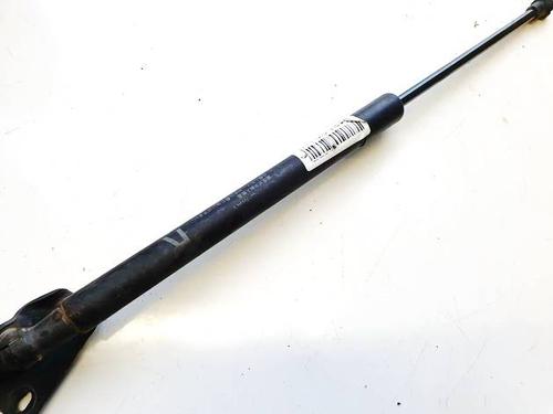 tailgate-lift-support-toyota-yaris-_p9_-2005-2006-2007-2008-2009-2010-2011-2012-2013-2014-34911395 main image