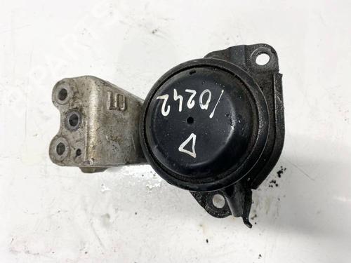 Used Engine mount Engine mount VOLVO S40 I (644) 1.9 DI (102 hp) 32573377 32573377