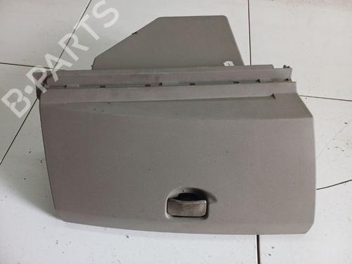 Used Glove box Glove box 37456377 37456377