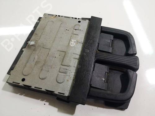 Used Cup/Object holder Cup/Object holder VW GOLF IV (1J1) 1.9 TDI (90 hp) 34849032 34849032