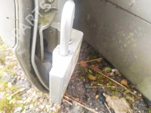 Used Hinge/Door check strap Hinge/Door check strap AUDI A8 D2 (4D2, 4D8) 2.8 (193 hp) 32889536 32889536